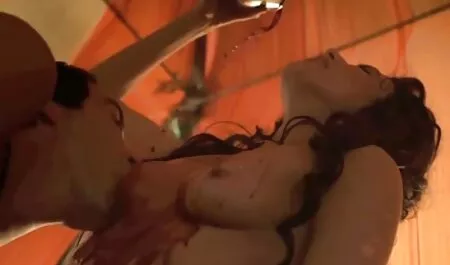 Sexy người bạn gái xinh cô mông vậy cũng rửa phim jav hay nhất sạch