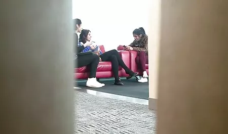 Vuốt phim sec mơi nhât ve và mát-xa nhau