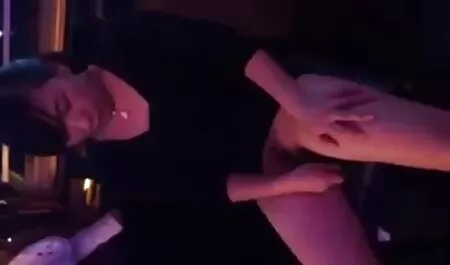 Pháp đồ chơi tình dục, tình dục và nắm đấm để tra tấn cô gái sex vú khủng nhật bản