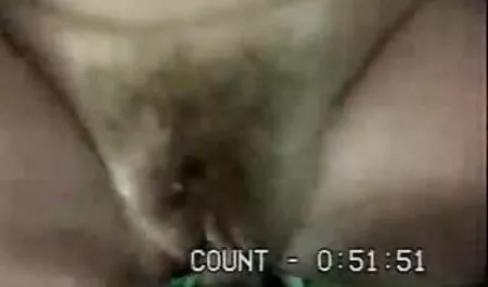 Một trẻ khiêu dâm mô hình rất khó sex nhat ban 2015 khăn phục vụ lớn của một người da đen