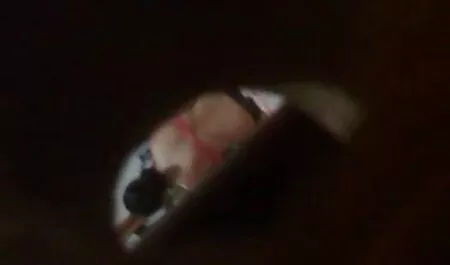 Busty cần một dương vật, để đạt được cực khoái. sex nhat ban 2020