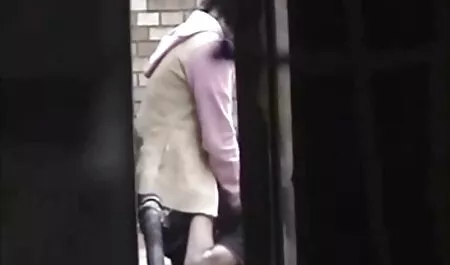 Một lớn của một trong âm đạo của một phụ nữ da đen và chết tiệt của mình ở các phim sex ngắn hay nhất vị trí khác nhau.