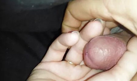 Bà đặt trên vớ và chị với một người đàn phim jav nhật hay ông trẻ trong giường