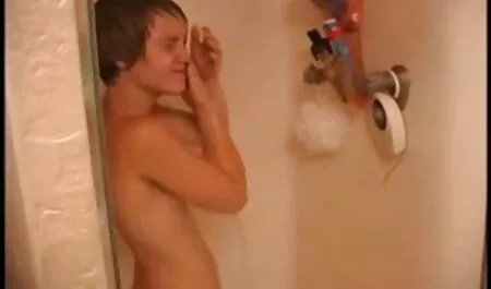 Thanh lịch, phụ các trang web sex nhật nữ da ngăm đen, trong xe vào ban đêm.