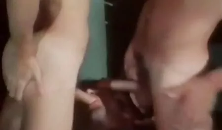 Mẹ jav japan khong che yêu chim, đen với da gà