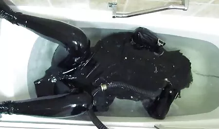 Bitch jav cap nhat biết làm thế nào để đánh bại một gia với chân của cô