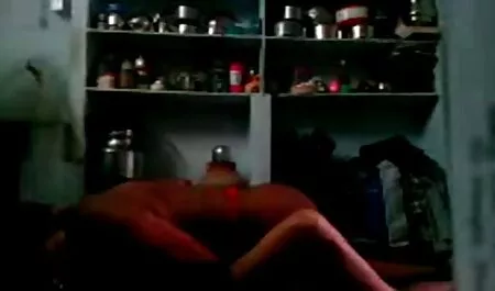 Các người lớn khiêu dâm sao chạm súng của một chàng trai, và bắt đầu điên cuồng nhéo anh ta trong lỗ. sex hd khong che moi nhat
