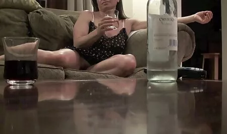 Thiếu niên da màu mô hình khiêu dâm có phim se moi nhat thể fuck cả hai quý ông.