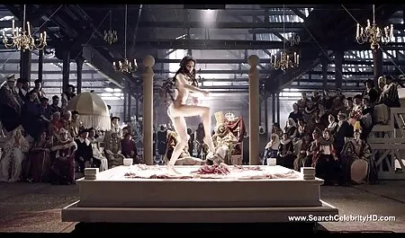 Một sinh viên trẻ tuổi đã được đưa phim sexy moi nhat đến khu rừng và hai trống