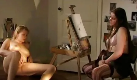 Mô hình khiêu dâm và cô sex nhật vú khủng giáo phái show
